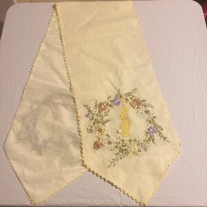 Vintage Easter Bunny Embroidered Table Decor Runner 13in x 66in NWOT